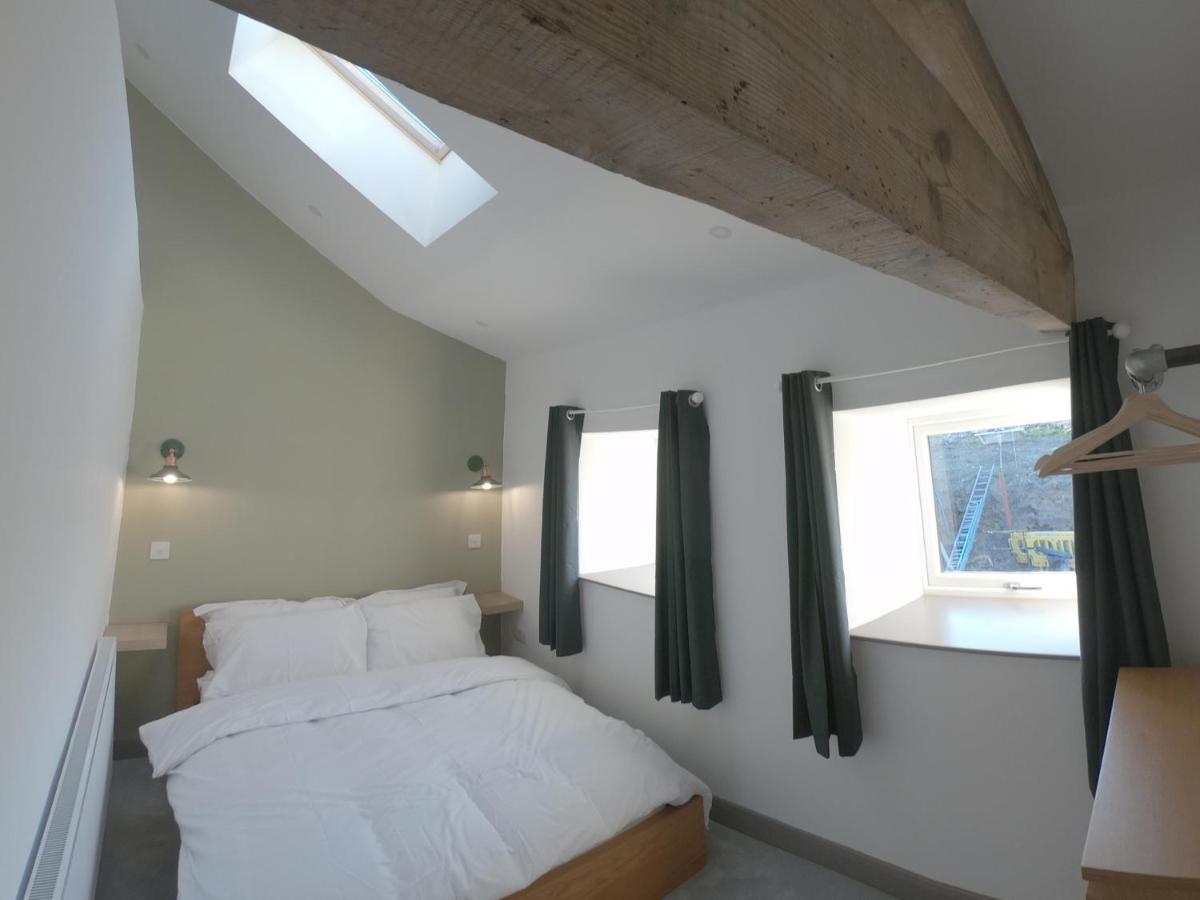 Unique Barn Conversion In Saddleworth Oldham Exterior foto